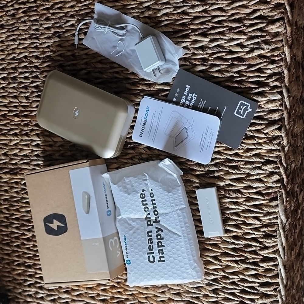 PHONESOAP phone and small tech sanitizer. Near New.